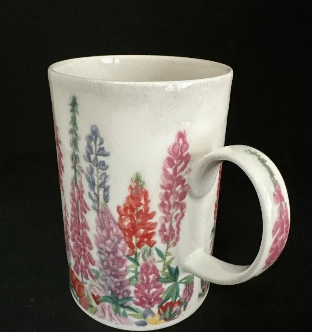Glyndebourne by Helen Sandiford Dunoon Fine Bone China Mugs Spring Flowers set 1