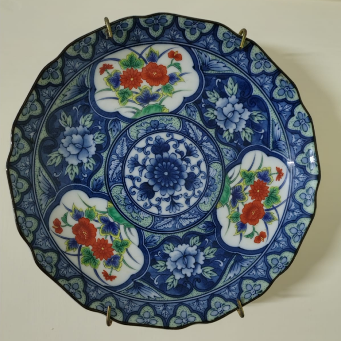 JAPANESE PORCELAIN SHALLOW PLATE DISH BLUE WHITE PEONIES RUST RED PINK