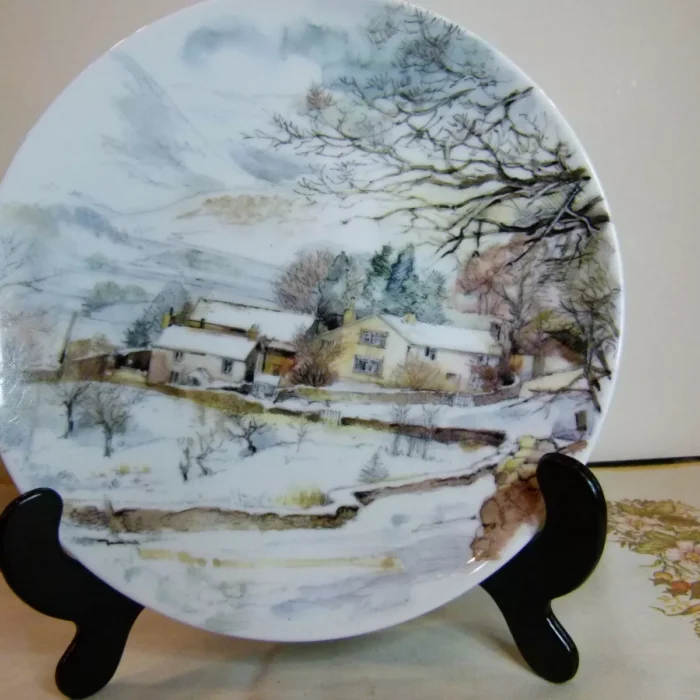 Royal Worcester plate, Country snow scene 18cm