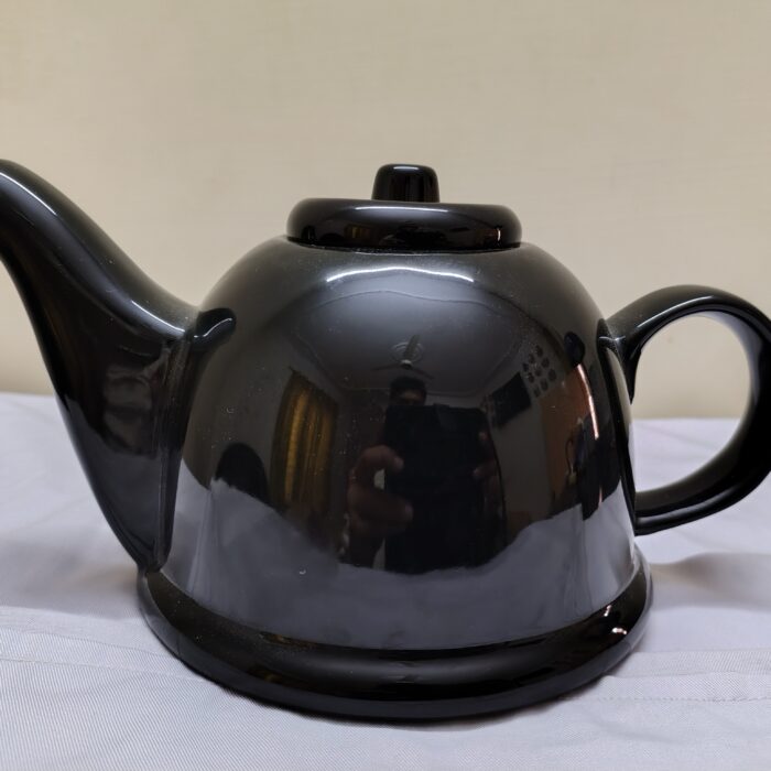 Vintage Style Black Tea Pot New