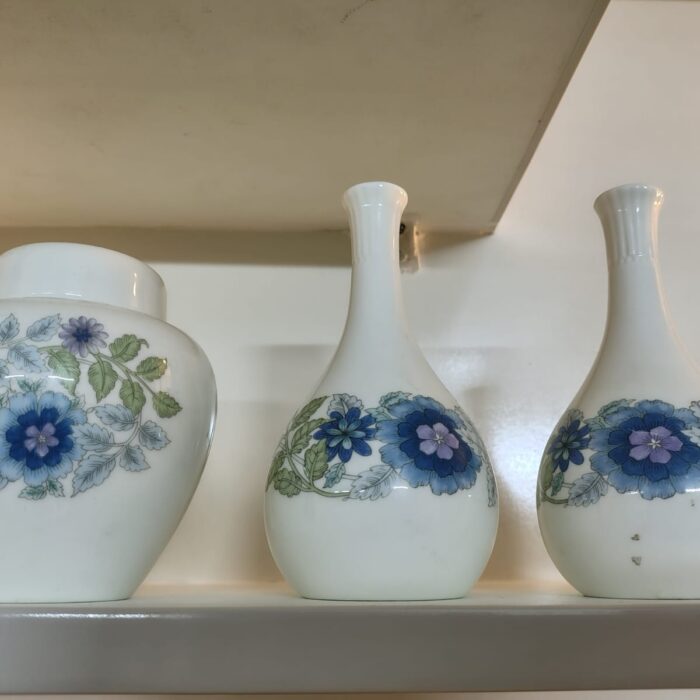 Wedgwood Clementine Bone China Vase 3 pices Made in England